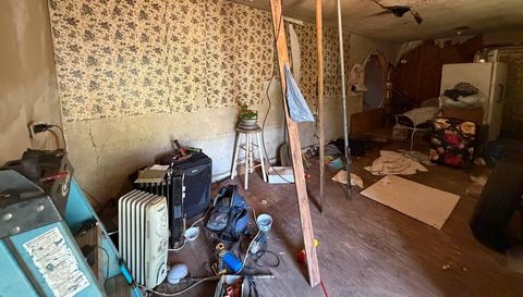 111 W Mimosa Dr