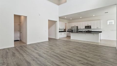 10037 AUSTRINA OAK