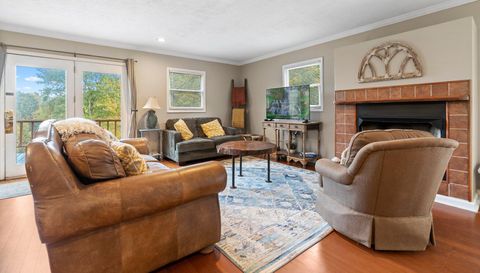 540 Duncan Creek Rd