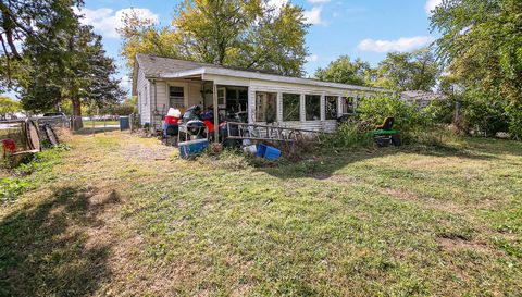 899 Armour Road