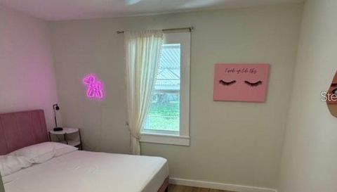 1410 W HUMPHREY STREET