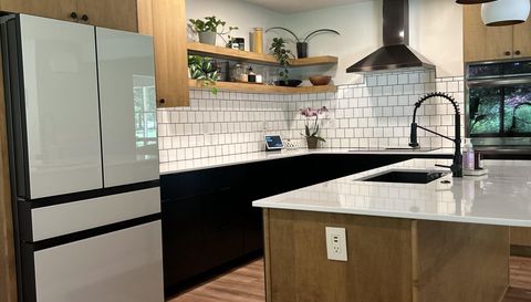 411 S Pleasant Ridge Rd