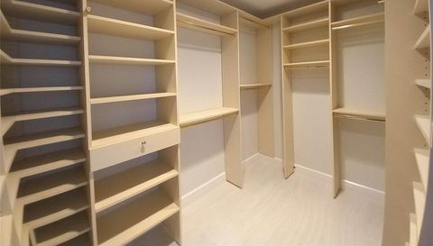 360 GULF OF MEXICO DRIVE