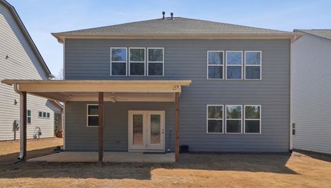 3305 Stock Saddle Pl