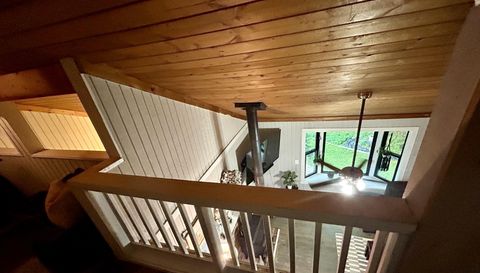 73 Arthur Anderson Rd