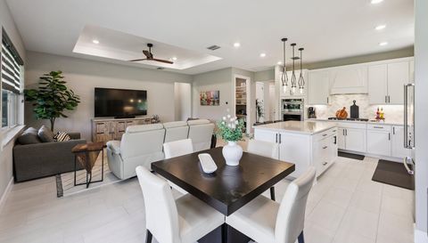 10004 Coral Shore Dr