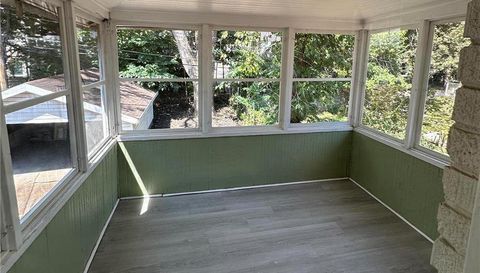 1129 Moorlands Drive