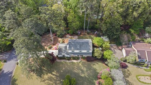 314 Lamplighter Ln SE