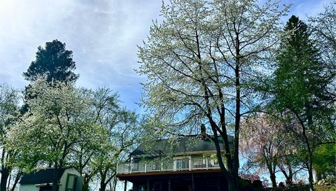 18315 Cavanaugh Lake Rd