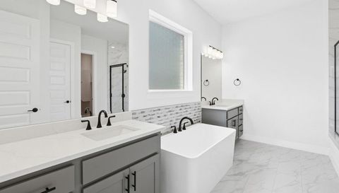 220 Reata Ridge LOOP