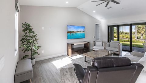 23208 W Eldorado Ave