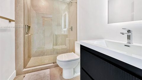 6700 Indian Creek Dr