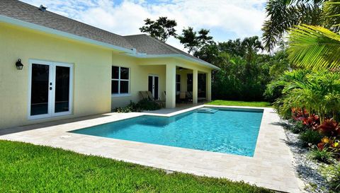 376 Forest Hill Boulevard