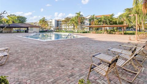 650 Sw 124th Ter