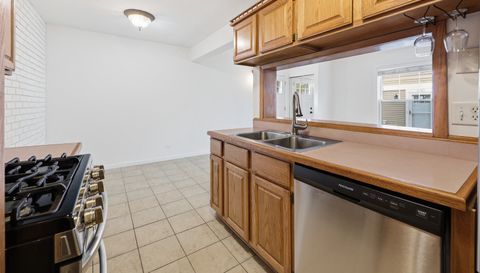 377 Farmingdale Circle