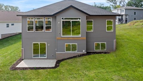 7440 Glengarry Place