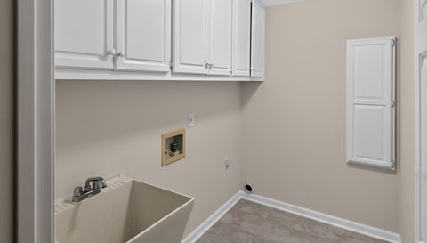 2240 Whispering Pines Ln