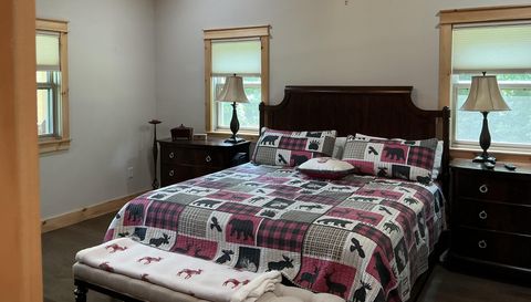 910 English Mountain Rd