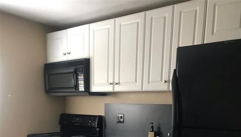 1531 CATHERINE STREET