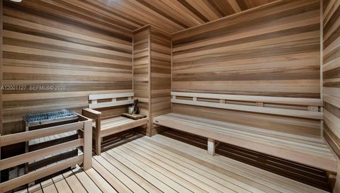 300 Sunny Isles Blvd