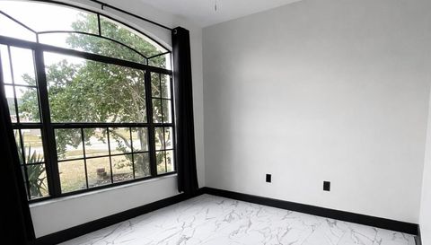 2398 Sweetwater Blvd