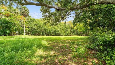 18200 49th Terrace N