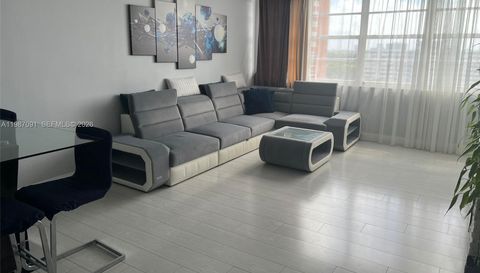 1301 Ne Miami Gardens Dr