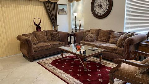 6037 Rossmoor Lakes Court