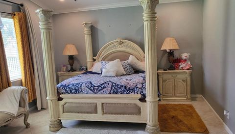 122 Bella Vista Way