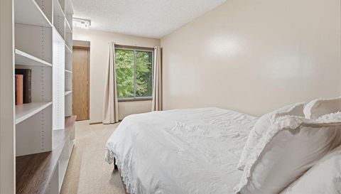 3640 Independence Avenue S