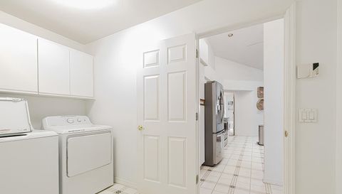 240 N Country Club Dr