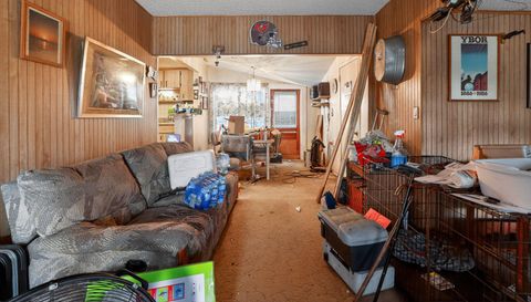 1508 W River Shore Way