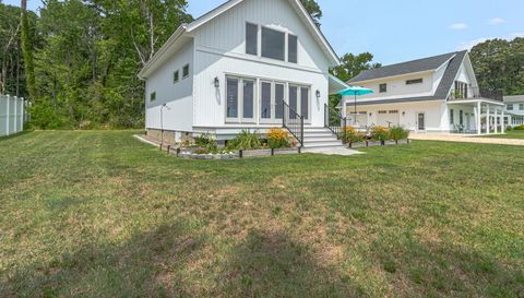 229 Shipwatch Ln
