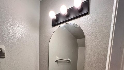 8674 Hunters Key Cir