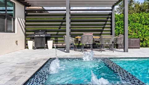 4510 Pinehurst Trl W