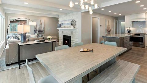 1725 White Cloud Drive N