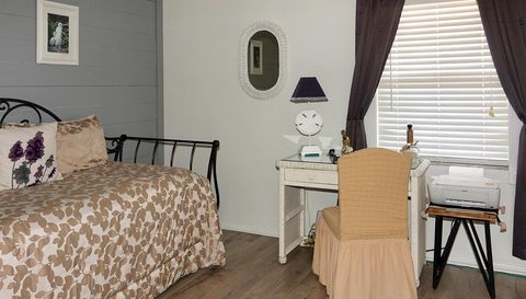 2395 Harbor Blvd Apartment 203