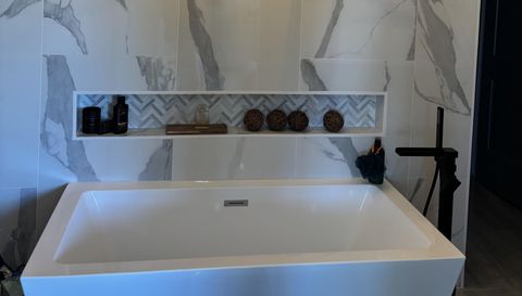 1071 S Header Canal Rd