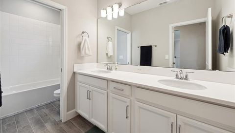 2110 OLD HOLLOW LANE