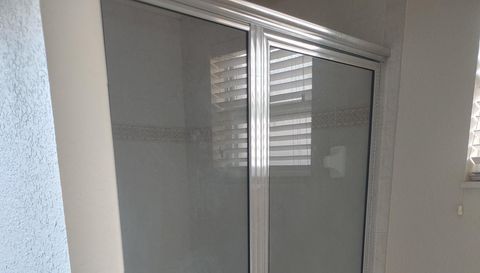 5398 Oxford Manor Cir