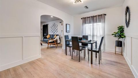 2707 Burlington Blvd