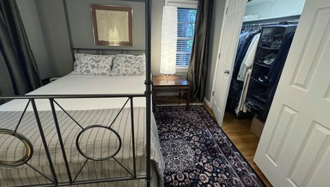 1803 White Oak Hollow NE