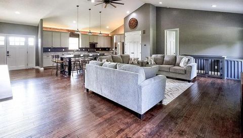 11901 Dunham Rd