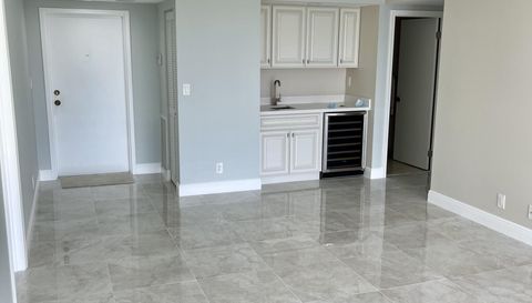 5951 Wellesley Park Dr