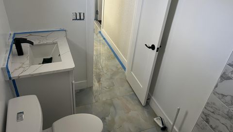 1736 Colorado Ave NE