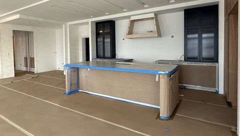 405 W Armitage Avenue