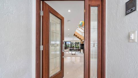 2335 Ocean Boulevard