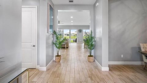 5850 Whippoorwill Cir