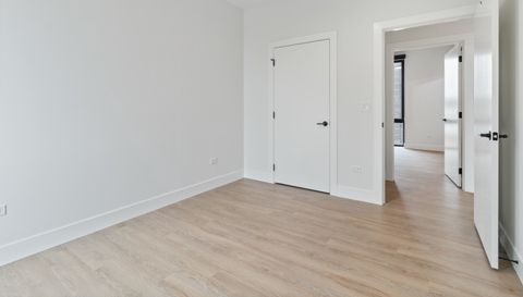 3140 N Clybourn Avenue