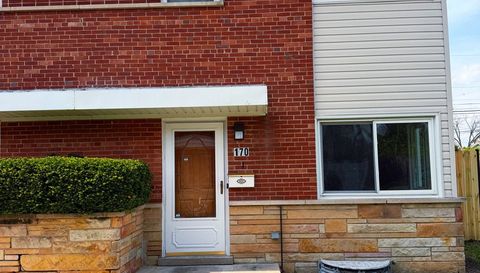 170 E Northwest Highway